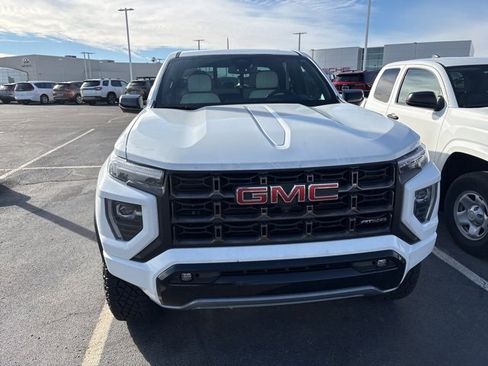 Used 2024 GMC Canyon AT4X image 2