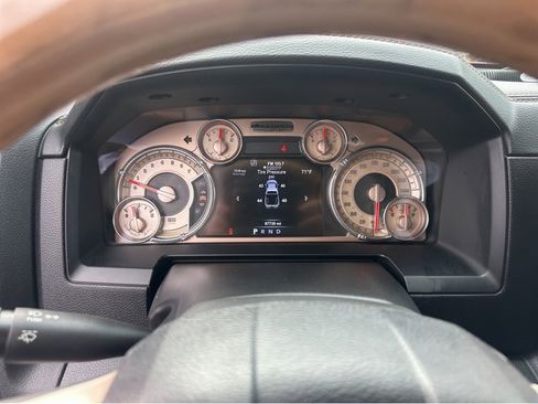 Used 2015 RAM 1500 Laramie Longhorn w/ Convenience Group image 10