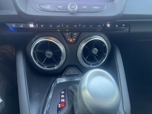 Used 2022 Chevrolet Camaro SS image 36