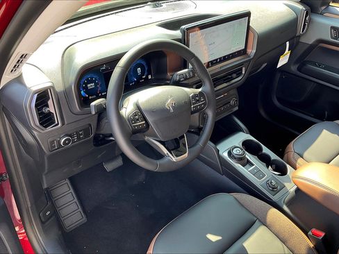 New 2025 Ford Bronco Sport Outer Banks w/ Outer Banks Tech Package+ AWD/4WD image 6