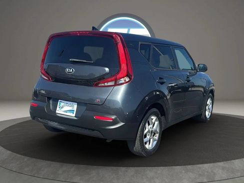 Used 2021 Kia Soul S FWD image 9