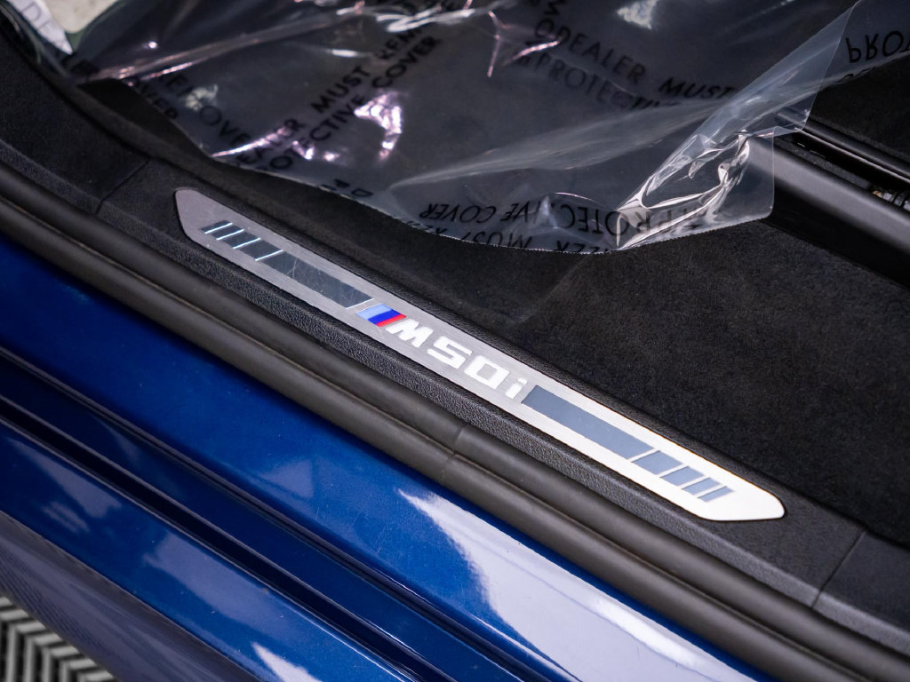 Used 2021 BMW X5 M50i w/ Executive Package AWD/4WD image 18