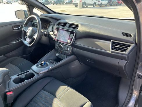 Used 2025 Nissan Leaf S FWD image 14
