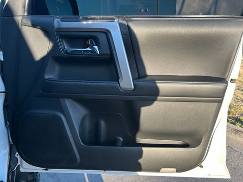 Used 2021 Toyota 4Runner SR5 Premium w/ Moonroof Package image 30