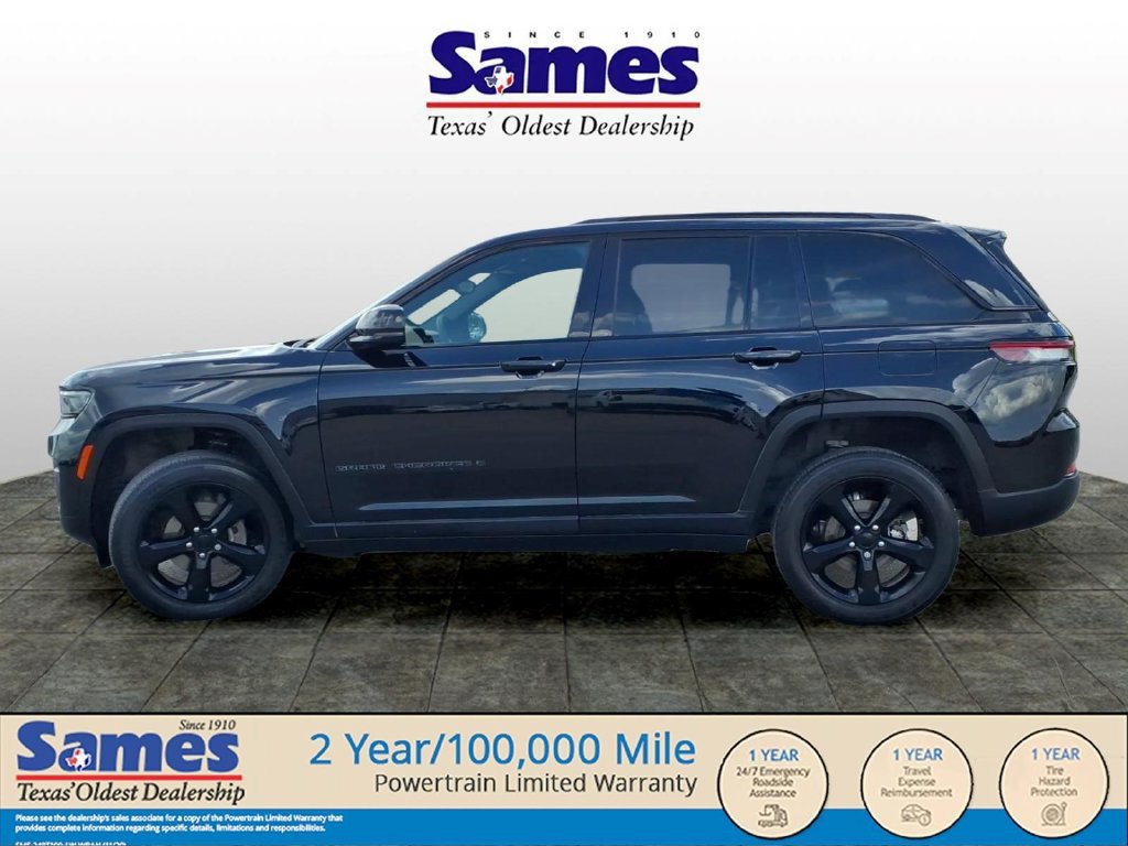 Used 2024 Jeep Grand Cherokee Altitude AWD/4WD image 6