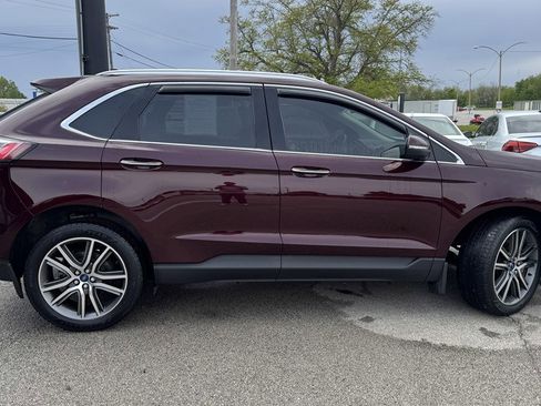 Used 2019 Ford Edge Titanium w/ Cold Weather Package AWD/4WD image 9