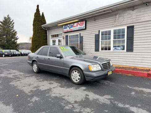 Used 1995 Mercedes-Benz E 320 Sedan image 2