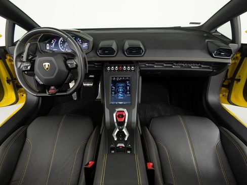 Used 2022 Lamborghini Huracan EVO image 36