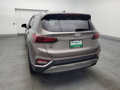 Used 2019 Hyundai Santa Fe SE image 6