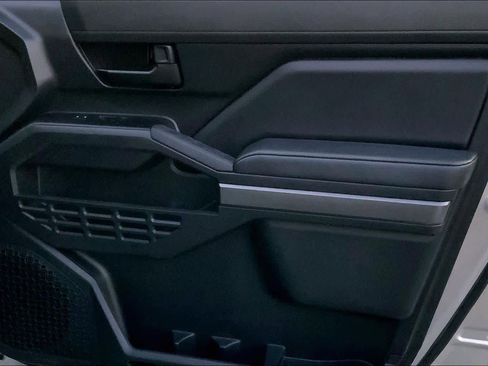 Used 2024 Toyota Tacoma SR5 image 21