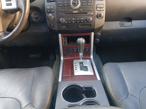 Used 2012 Nissan Pathfinder LE image 11