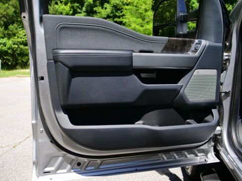 Used 2024 Ford F250 Lariat w/ Sport Appearance Package AWD/4WD image 29