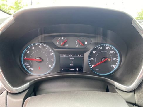 Used 2018 Chevrolet Equinox LT FWD image 14