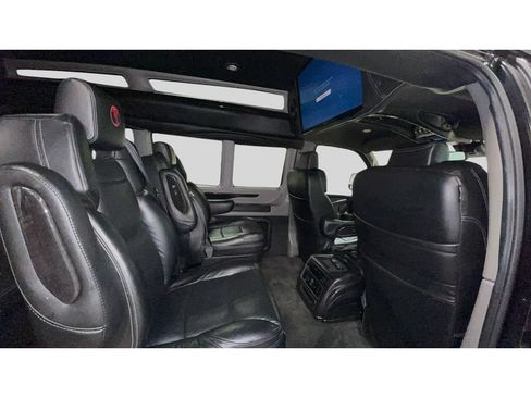 Used 2025 GMC Savana 2500 w/ Driver Convenience Package RWD image 17