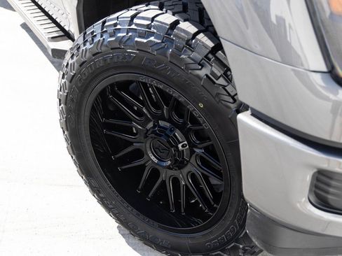 Used 2025 Ford F150 Lariat image 8