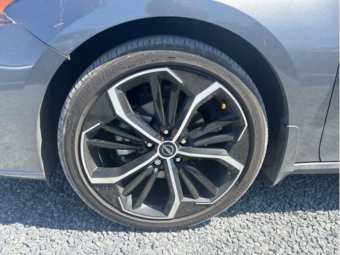 Used 2023 Nissan Altima 2.5 SR w/ SR Premium Package image 24