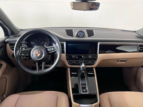 Certified 2023 Porsche Macan Turbo AWD/4WD image 25