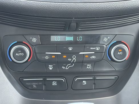 Used 2018 Ford C-MAX SE FWD image 22