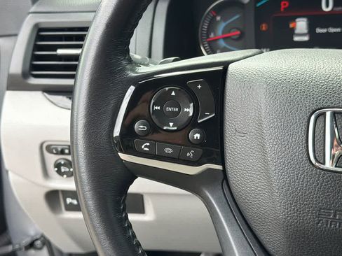 Used 2021 Honda Pilot Touring image 23