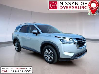 Used 2025 Nissan Pathfinder SL