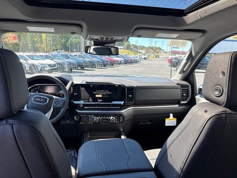 New 2026 GMC Sierra 2500 SLT w/ SLT Premium Package image 36