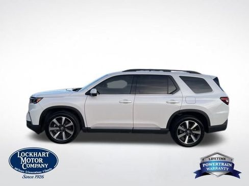 Used 2025 Honda Pilot Elite image 4