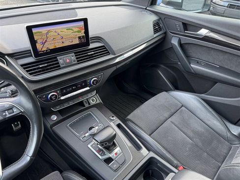 Used 2018 Audi SQ5 Premium Plus w/ Navigation Package AWD/4WD image 26