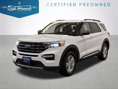 Certified 2024 Ford Explorer XLT w/ Equipment Group 202A AWD/4WD image 1