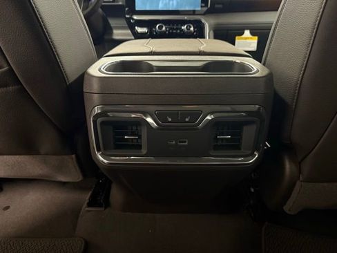 New 2026 GMC Sierra 1500 Denali w/ Denali Reserve Package image 17