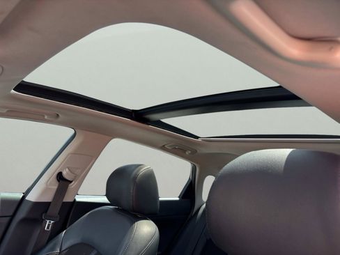 Used 2019 Kia Optima S w/ S Panoramic Sunroof Package FWD image 23
