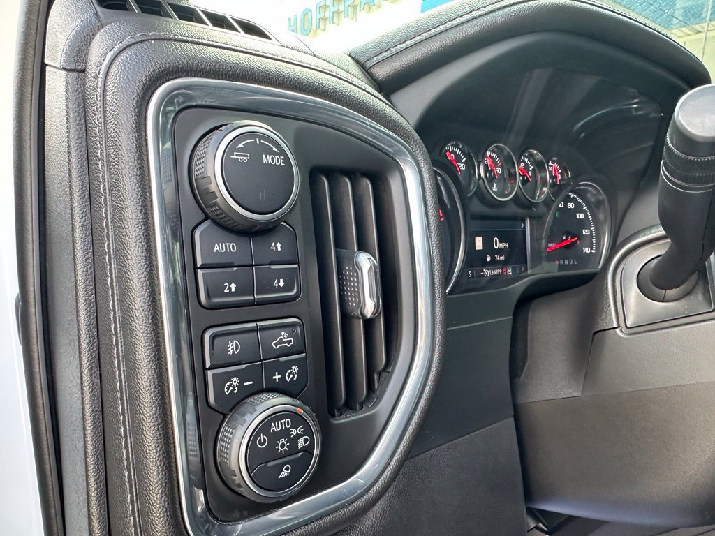 Used 2022 Chevrolet Silverado 2500 LTZ w/ LTZ Convenience Package AWD/4WD image 35