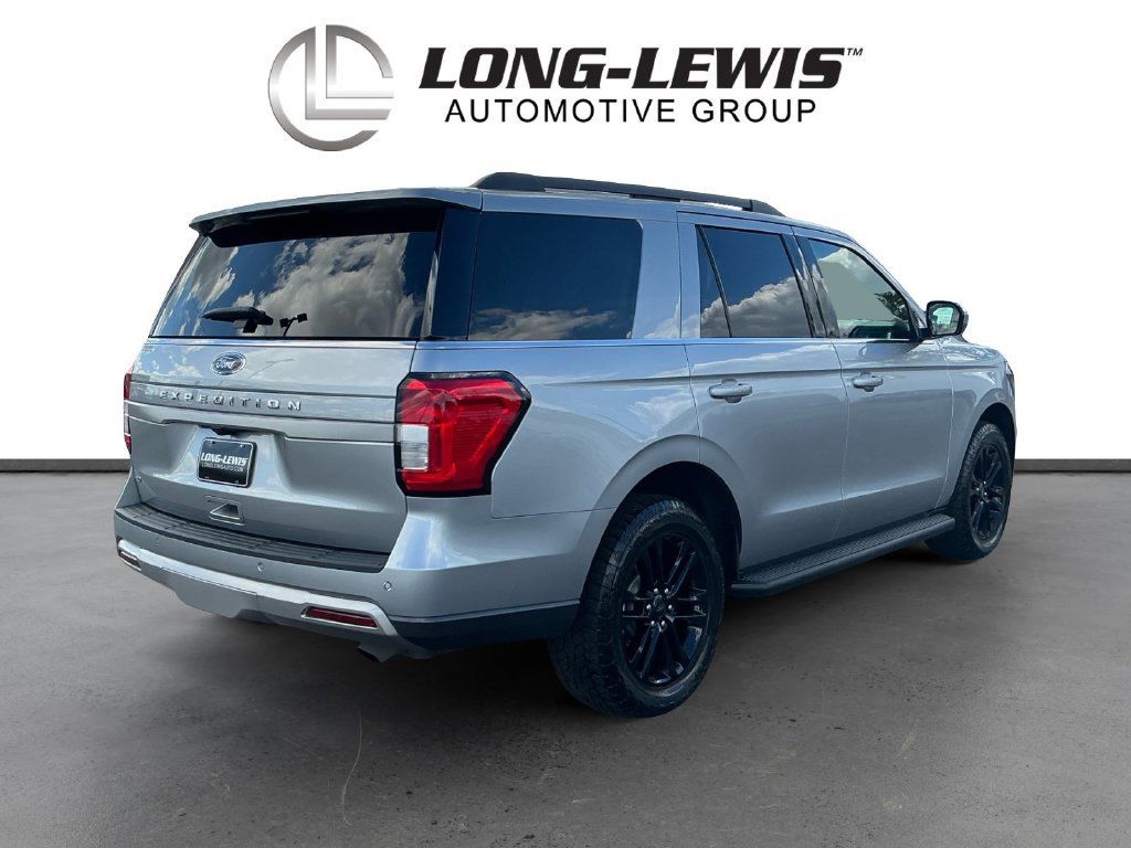 Certified 2024 Ford Expedition XLT RWD image 7