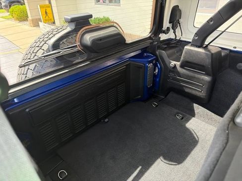 Used 2020 Jeep Wrangler Unlimited Sport S AWD/4WD image 20
