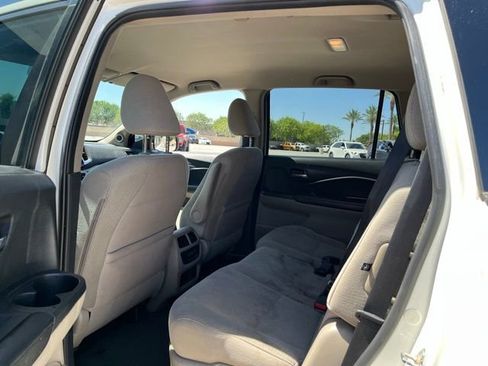 Used 2016 Honda Pilot EX image 10