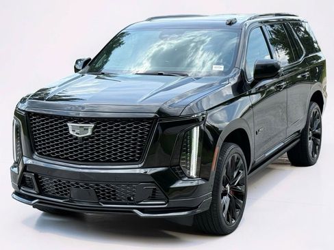 New 2026 Cadillac Escalade V w/ LPO, ONYX Package AWD/4WD image 10