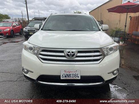 Used 2012 Toyota Highlander SE w/ Tow Pkg AWD/4WD image 4