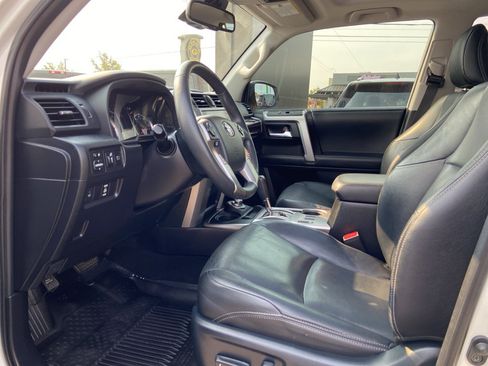 Used 2020 Toyota 4Runner Limited AWD/4WD image 11