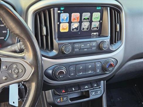 Used 2018 Chevrolet Colorado LT w/ Luxury Package, Chrome image 13