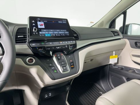 New 2026 Honda Odyssey EX-L image 24