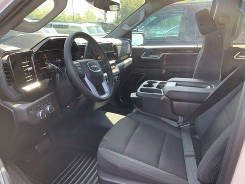 New 2026 GMC Sierra 1500 Elevation image 11