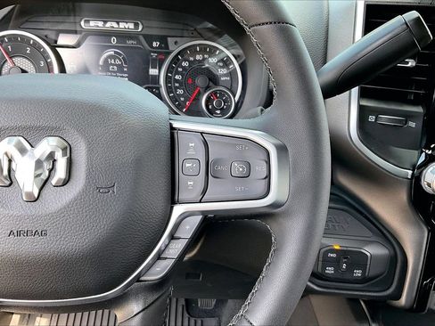 New 2026 RAM 2500 Big Horn AWD/4WD image 29