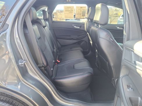 Certified 2024 Ford Edge ST w/ Equipment Group 401A image 18