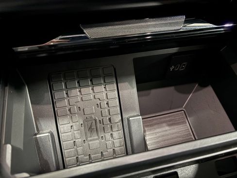 Used 2024 Ford F350 Lariat w/ Lariat Ultimate Package image 17