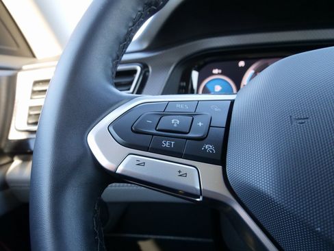 Used 2024 Volkswagen Atlas Peak Edition SE image 24