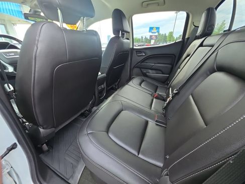 Used 2018 GMC Canyon SLT AWD/4WD image 16