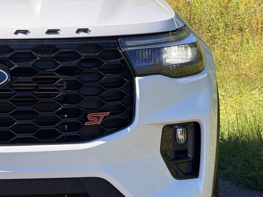 New 2027 Ford Explorer ST w/ Sun And Sound Package AWD/4WD image 2