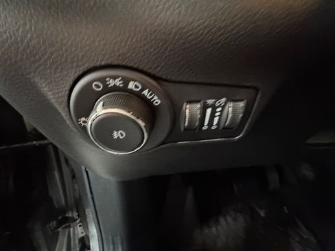 Used 2023 Jeep Compass Altitude w/ Convenience Group image 22