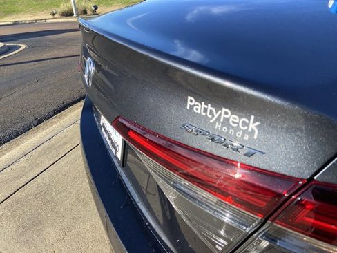 Used 2025 Honda Civic Sport image 48