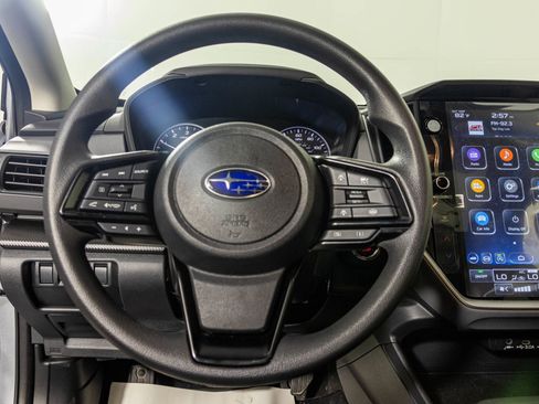 Used 2025 Subaru Crosstrek 2.0i Premium AWD/4WD image 31