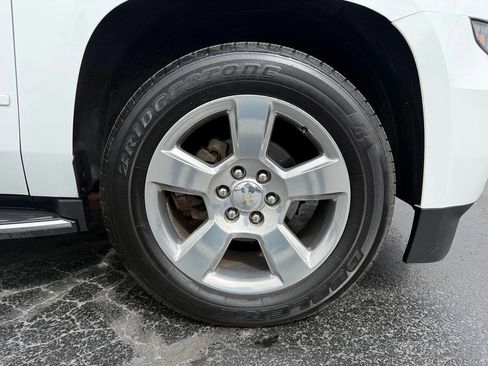 Used 2019 Chevrolet Suburban Premier AWD/4WD image 9